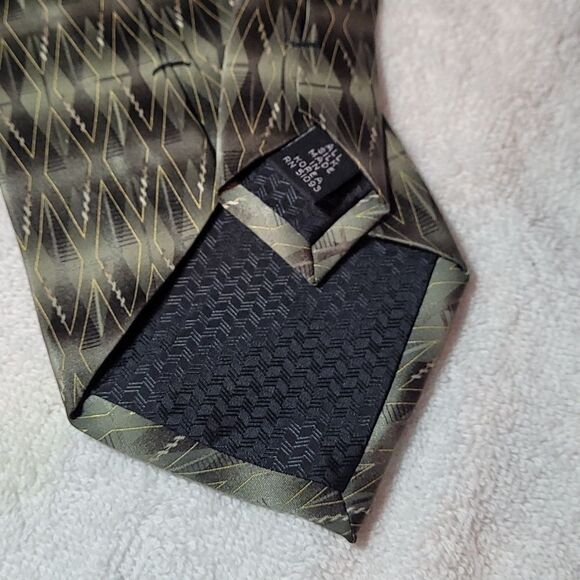 Croft and Barrow all silk men's neck tie - Picture 5 of 5